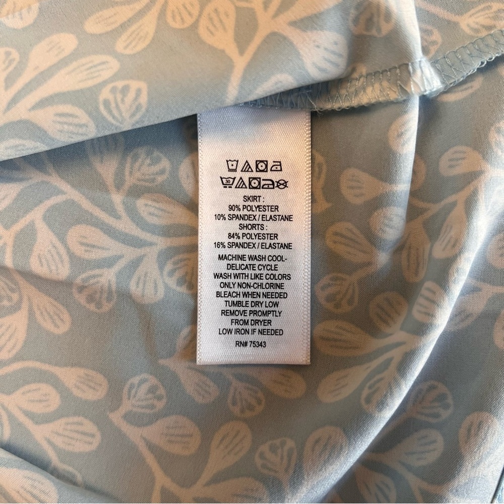 Sigrid Olsen Light Blue and White Leaf Pattern Mini Skort - Picture 8 of 8